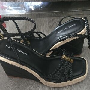 Marc Fisher Women's Hayla Wedge Sandal Size 6.5